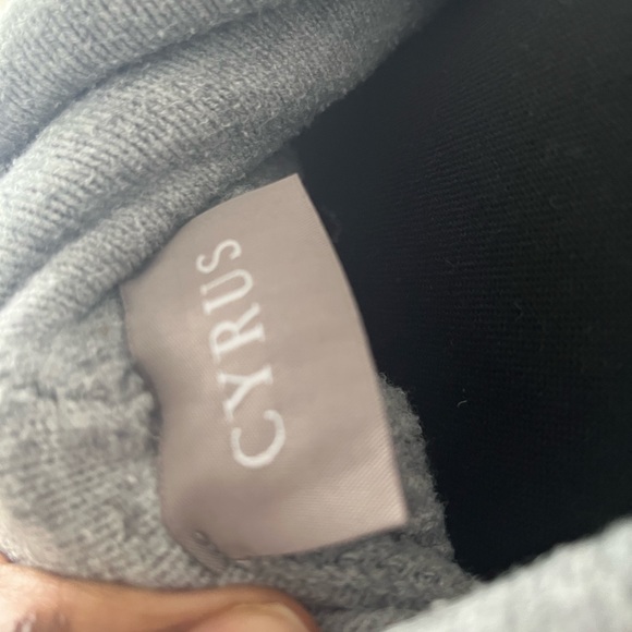 Gray Ribbed knitted turtleneck - Picture 5 of 5